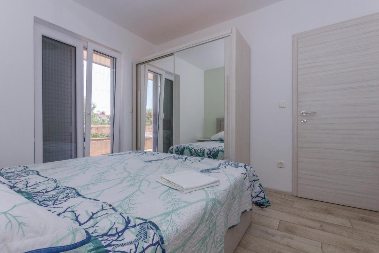 Adria Krk Apartment Krk Town Buitenkant foto